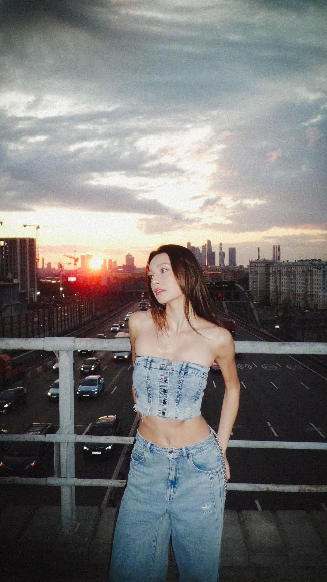 найди себе летнюю интрижку, говорили они… 💔